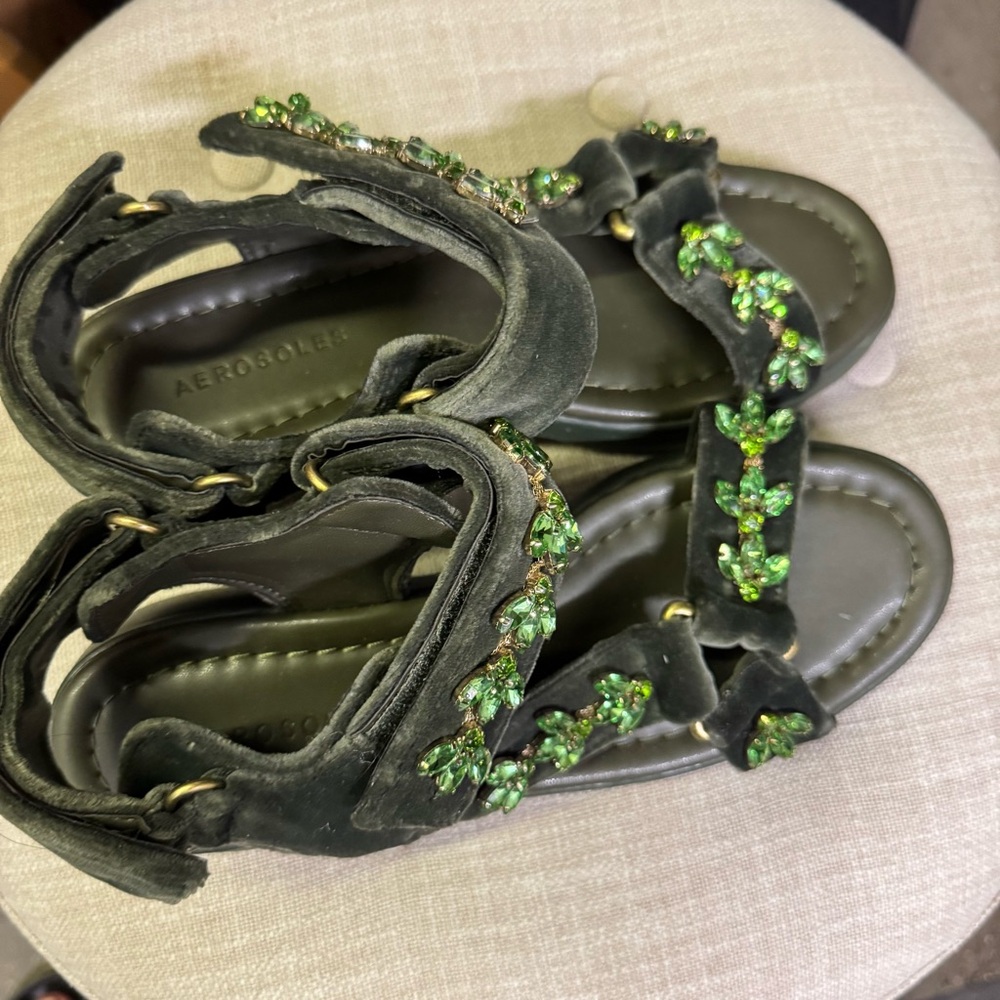 AEROSOLES Dark green Sandals with Green Embellishments 8